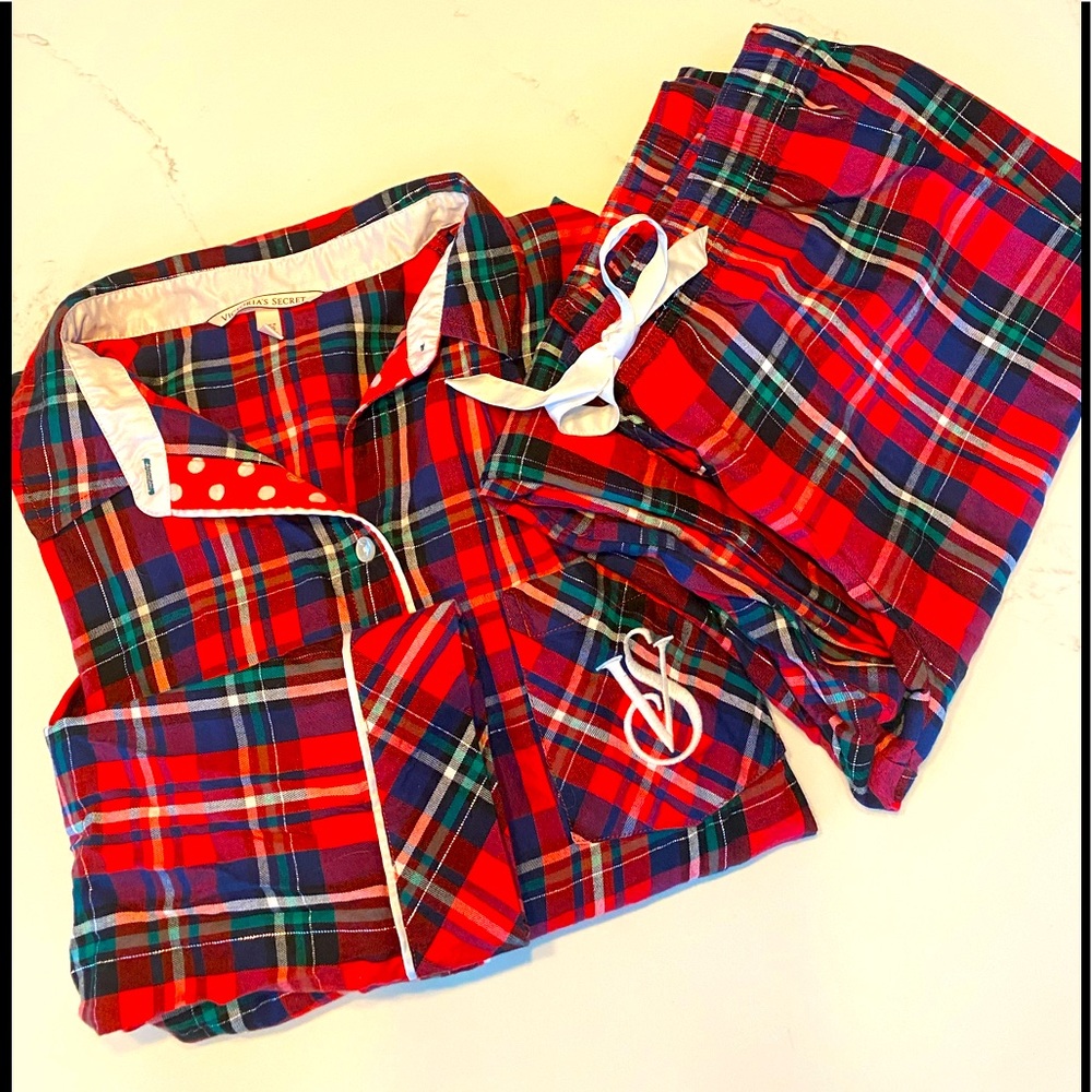 Victoria Secret Pajama Set